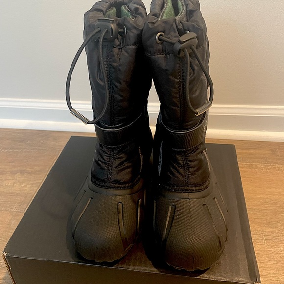 Sorel Snow Boots - Picture 4 of 5